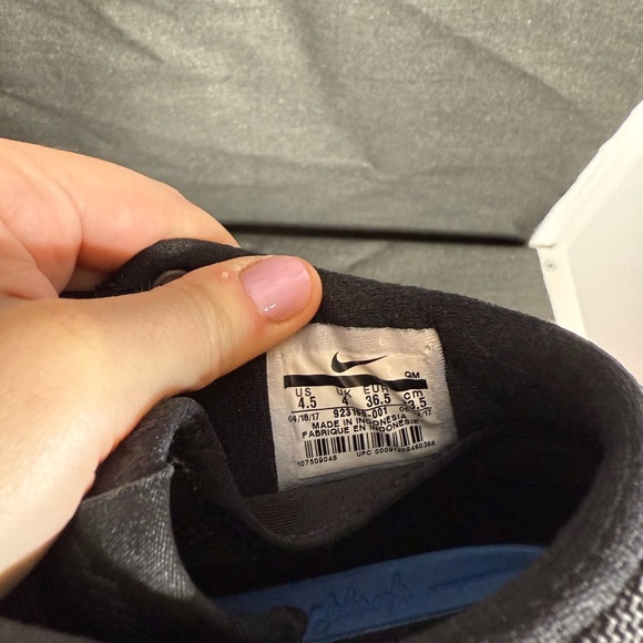 Nike - 2017 Black Leather SB mid sneakers - US Men’s 4.5 / Women's 6 - Picture 5 of 9